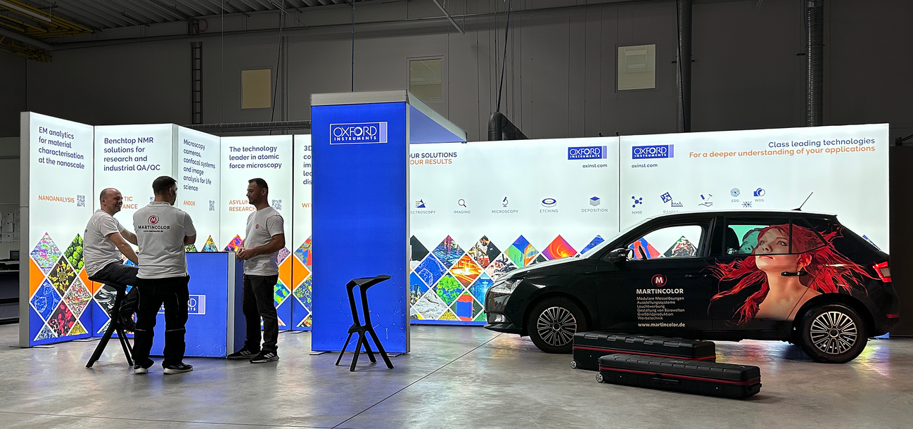 Beleuchtete Messestände unserer Kunden Beleuchtete Messestände unserer Kunden